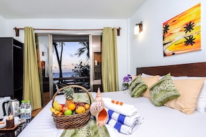 Deluxe Double Room | Minibar, in-room safe, soundproofing, cots/infant beds - Salt Beach Hotel (Maafushi)