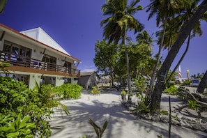 View from property - Salt Beach Hotel (Maafushi)