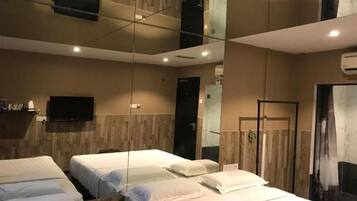 1 bilik tidur, meja, seterika/papan seterika, Wi-fi percuma