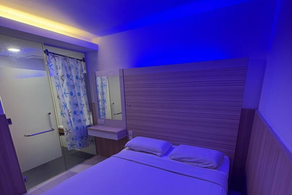 Superior Room | Desk, iron/ironing board, free WiFi