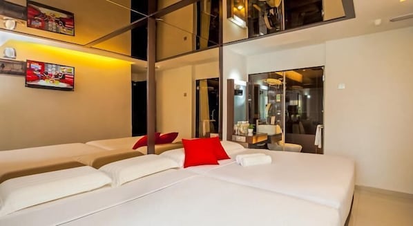 Desk, free WiFi - Time Hotel Sunway (Petaling Jaya)