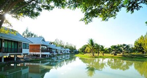 ทะเลสาบ