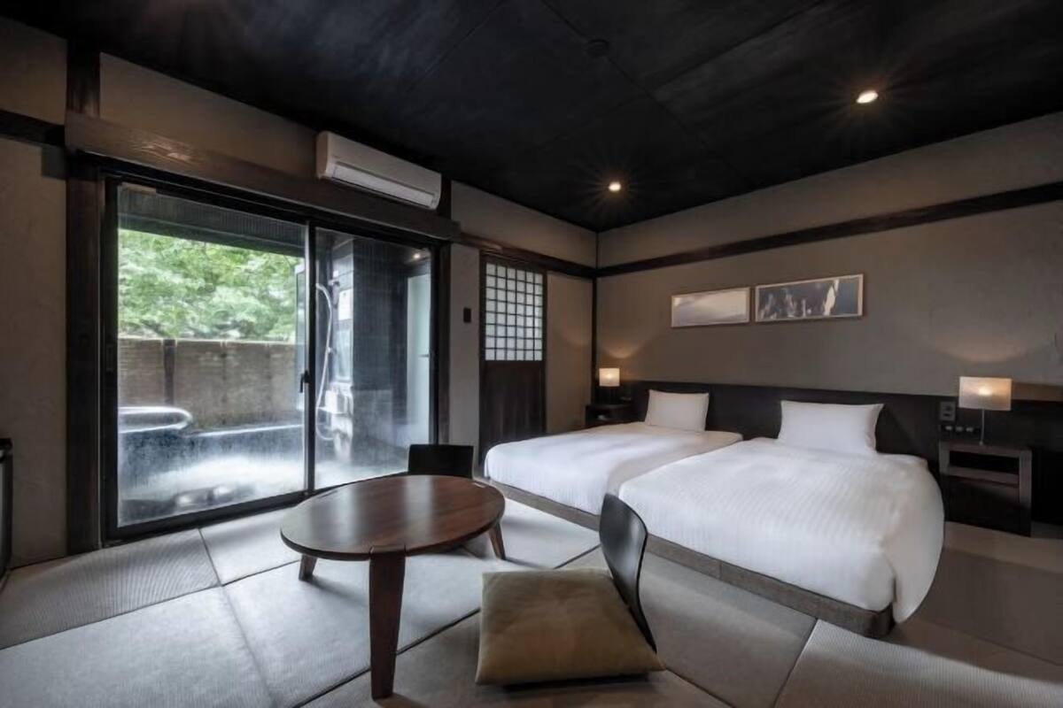 In-room safe, desk, blackout drapes, soundproofing