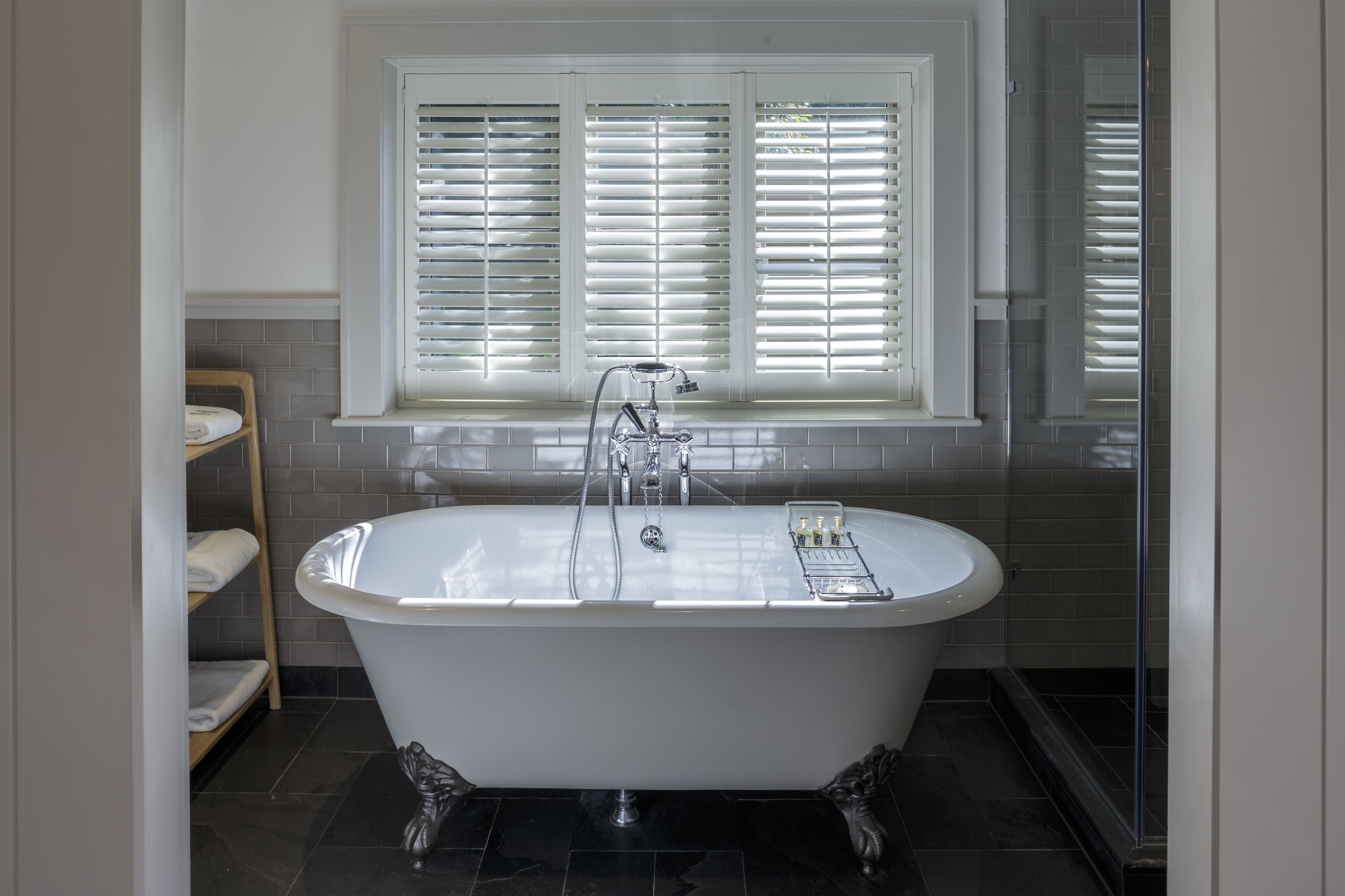 deluxe double room, patio | bathroom | free toiletries, hair dryer, bathrobes, slippers