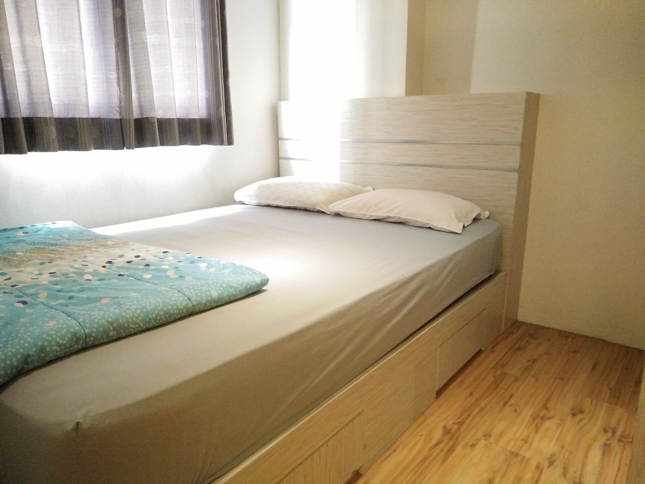 Hochwertige Bettwaren, Daunenbettdecken, Tempur-Pedic-Betten
