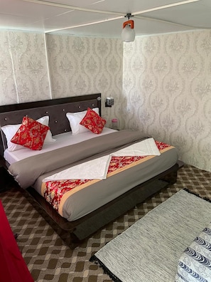 ChaumiĂšre Deluxe | Vue de la chambre