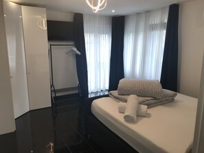 Luxury Penthouse, 1 Bedroom, Bathtub, Mezzanine