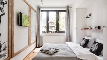 Classic Apartment (Granitica 8) | 1 bedroom, premium bedding, soundproofing, iron/ironing board