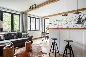 Televisión de pantalla plana, reproductor de DVD