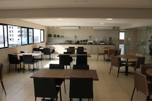 Salle à déjeuner