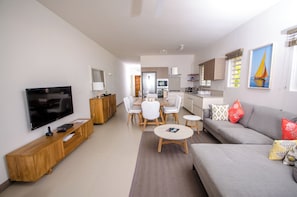 Unclassified image, 4 of 13, button - L'escale Beachfront Luxury Suite By Dream Escapes (Black River)