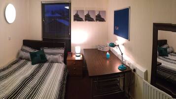 1 bilik tidur, meja, seterika/papan seterika, Wi-fi percuma