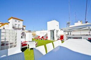 Porch - The Zentral Arenal Suites (Seville)