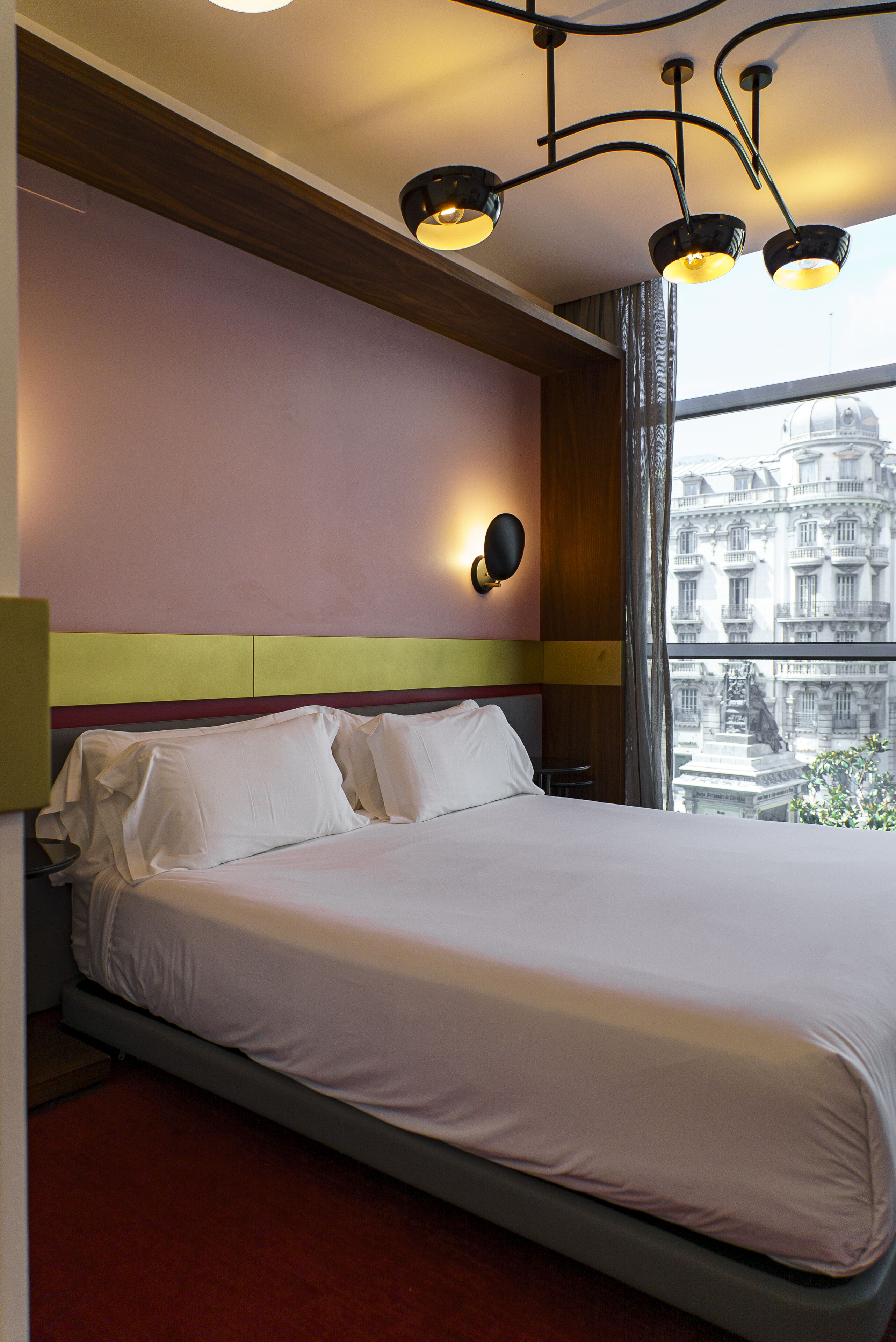 double room, city view | 1 bedroom, premium bedding, minibar, in-room safe