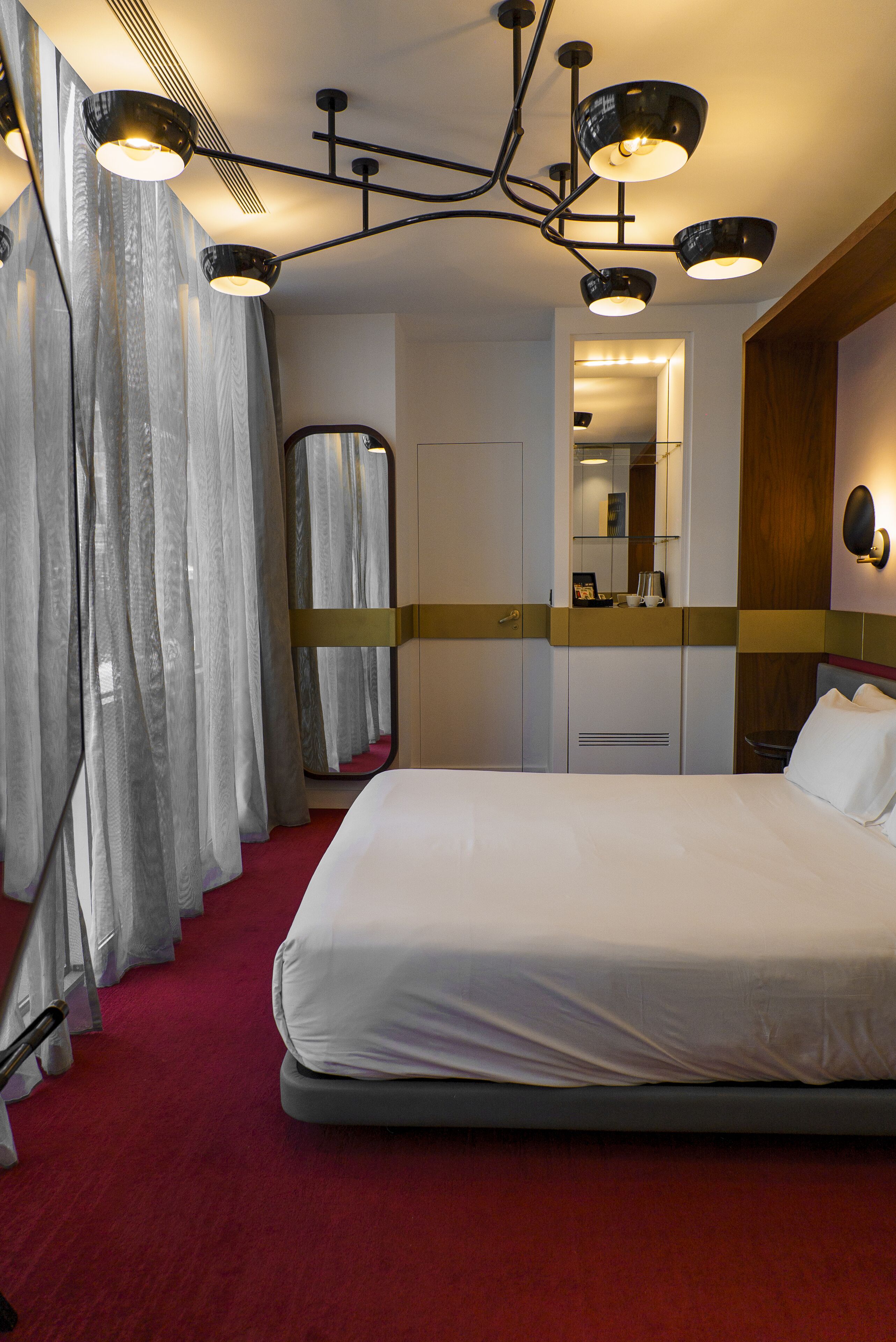 double room, city view | 1 bedroom, premium bedding, minibar, in-room safe