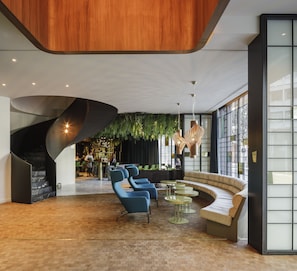 Sala de estar en el lobby