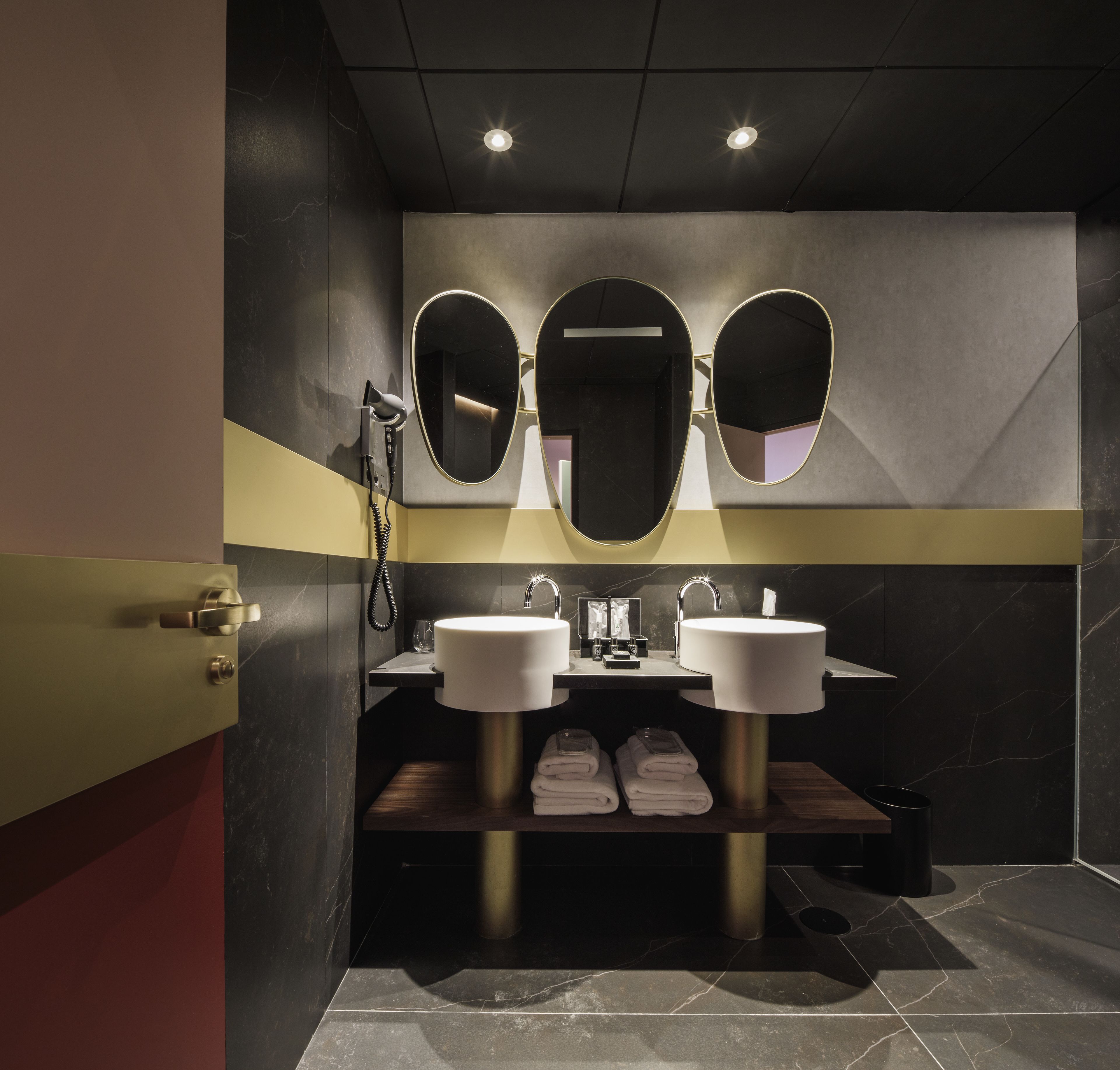 double or twin room | bathroom sink