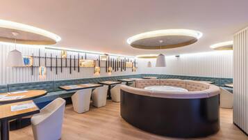 Desayuno buffet (EUR 12 por persona)