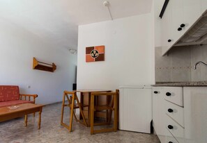 Apartment, 1 Bedroom | Living area