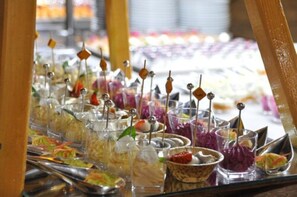 Colazione a buffet inclusa, servita tutte le mattine 