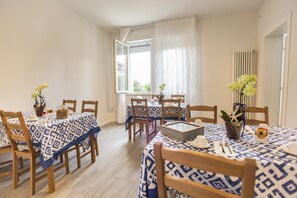 Free daily local cuisine breakfast