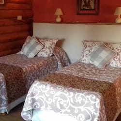 4 bedrooms, Frette Italian sheets, premium bedding, down duvets