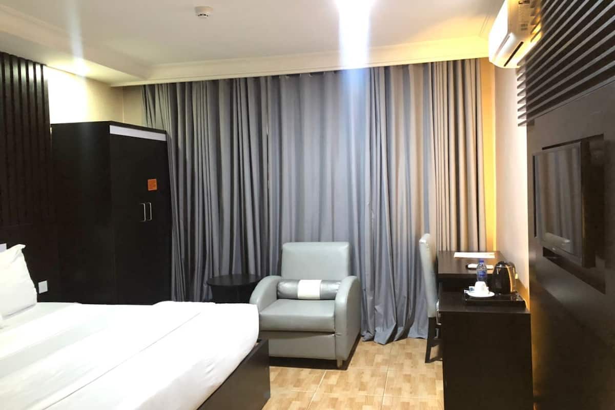 In-room safe, desk, blackout curtains, iron/ironing board