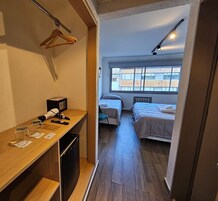 Ropa de cama hipoalergénica y minibar 
