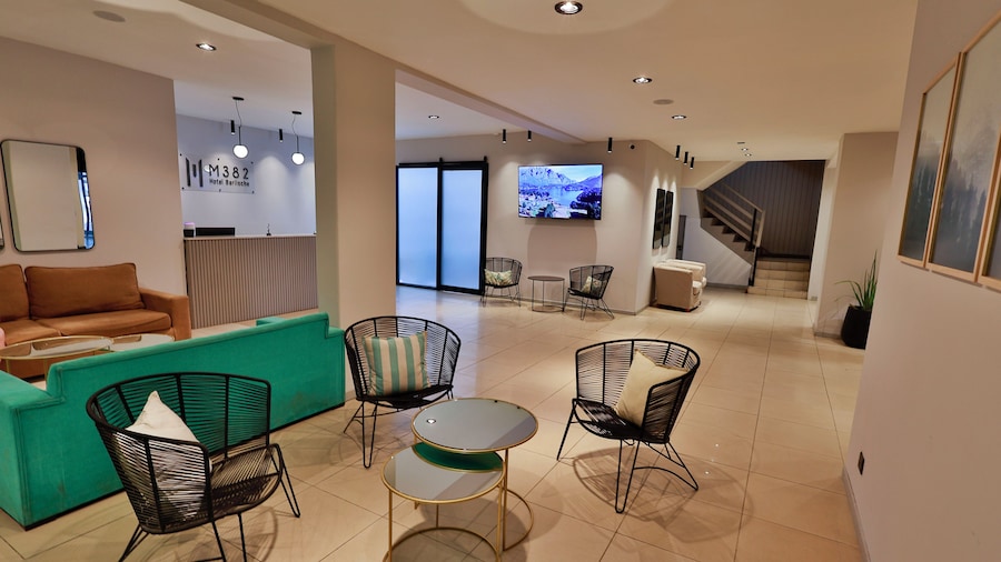 M382 Hotel Bariloche