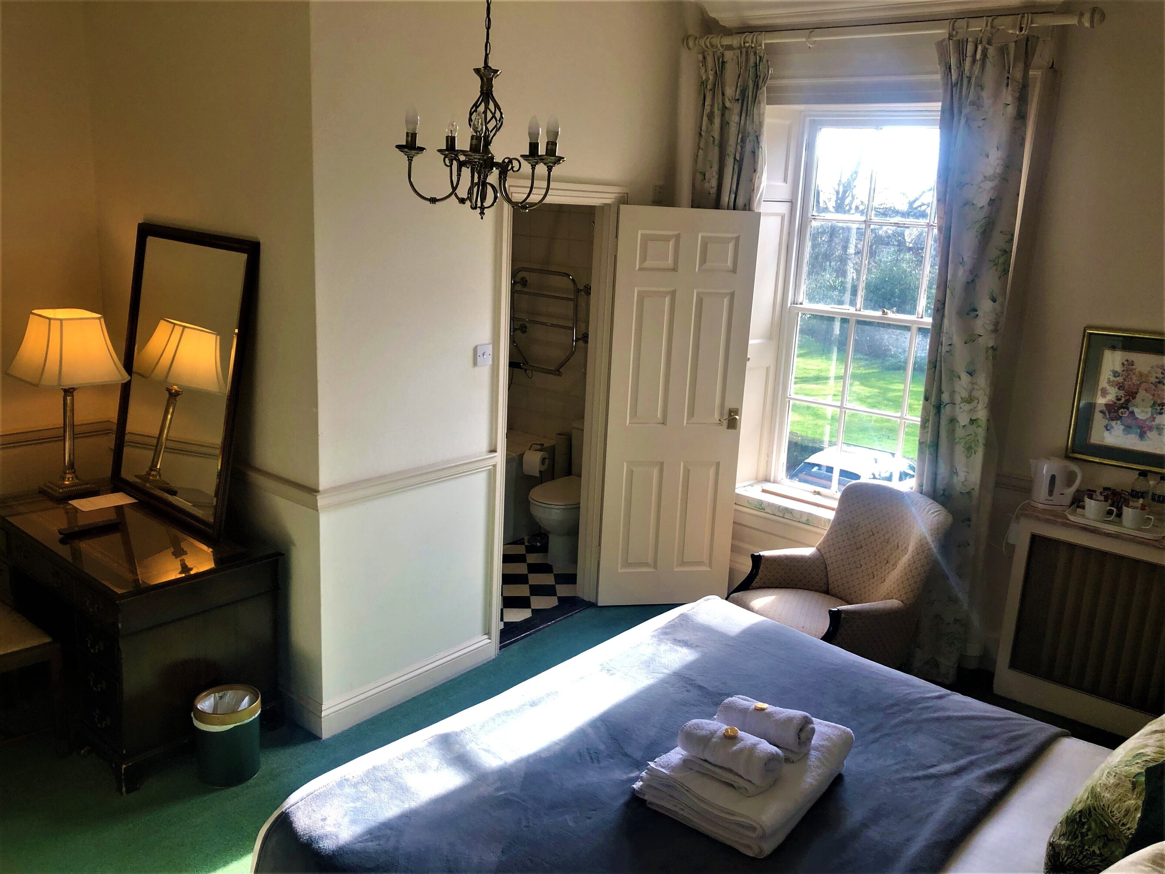 double room, ensuite | 1 bedroom