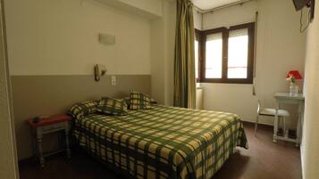 Habitació doble | Wifi gratuïta i roba de llit