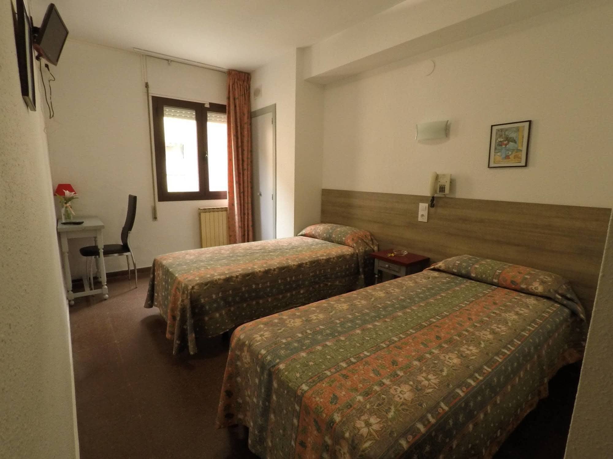 Double Room | Free WiFi, bed sheets