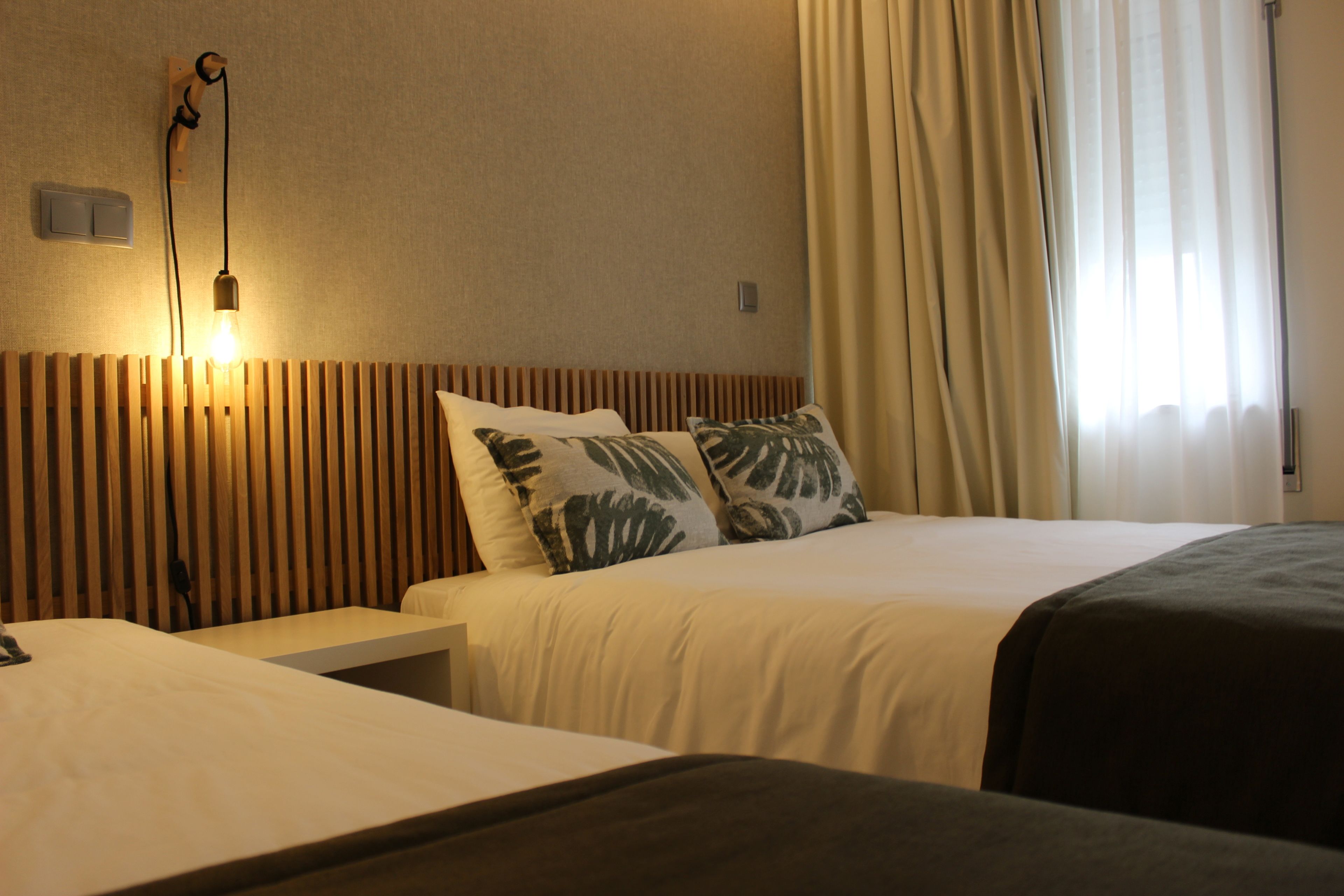 Triple Room | Desk, blackout curtains, free cots/infant beds, free WiFi