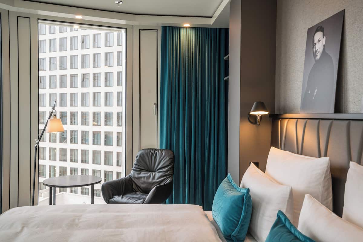 In-room safe, desk, soundproofing, free WiFi