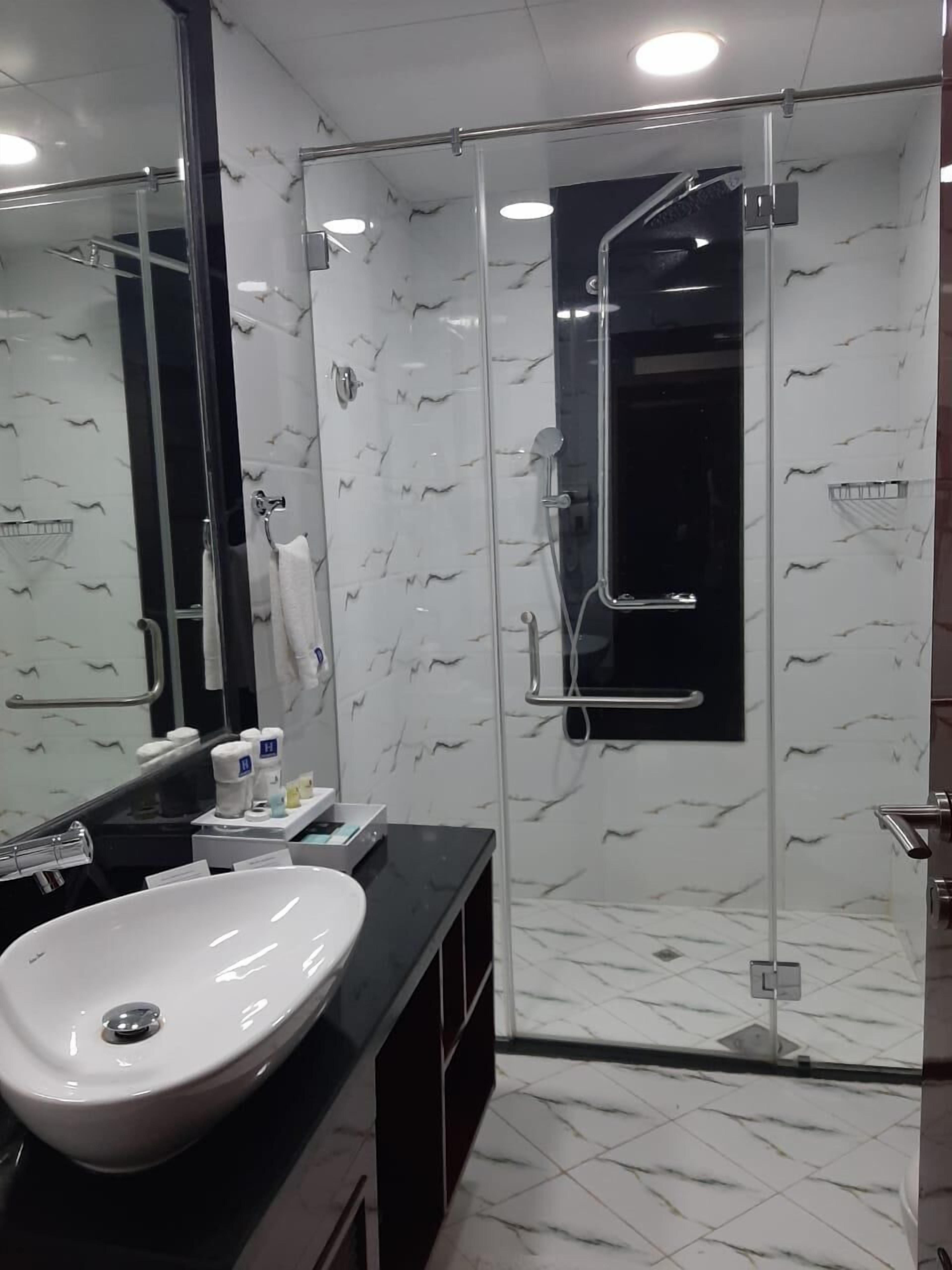 Foto - Golden Tulip Headington