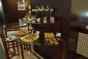 Restaurant - Golden Tulip Headington Ruwi (Muscat)