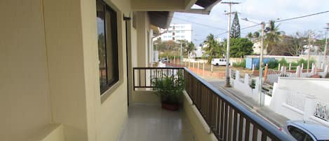 Family Apartment, 2 Bedrooms, Private Bathroom | Terrace/patio