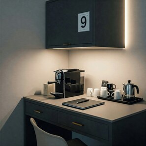 Kaffee und/oder Kaffeemaschine