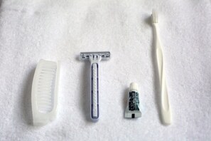 Double Room | Bathroom | Shower, rainfall showerhead, slippers - EQC Hotelss 573 (Région Test)