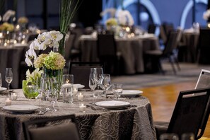 Banquet hall - Renaissance Reno Downtown Hotel & Spa (Reno)