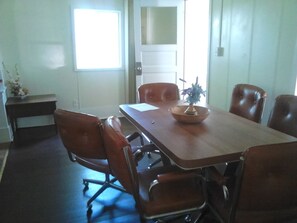 Standard House, 3 Bedrooms | In-room dining - Canora Home Rentals Holiday Cottage (Canora)