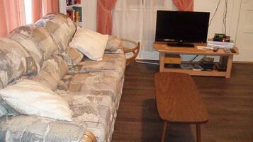 Casa standard, 2 quartos | 2 quartos, individualmente decorados, individualmente mobiliados