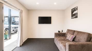 1 bedroom, Egyptian cotton sheets, premium bedding, Select Comfort beds