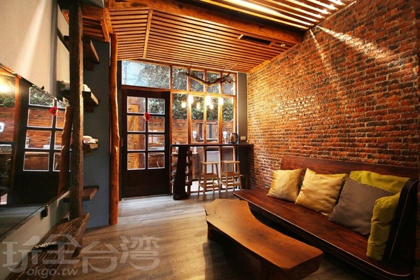 Comfort Shared Dormitory, 2 Single Beds | Living area