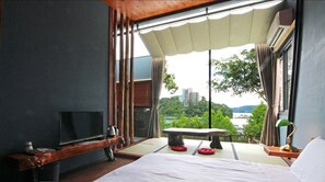Double Room, with view | View from room - Yue Lake Backpackers (Yuchi)