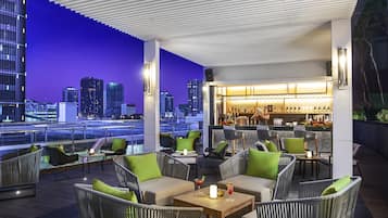 Breakfast, lunch, dinner served; local cuisine