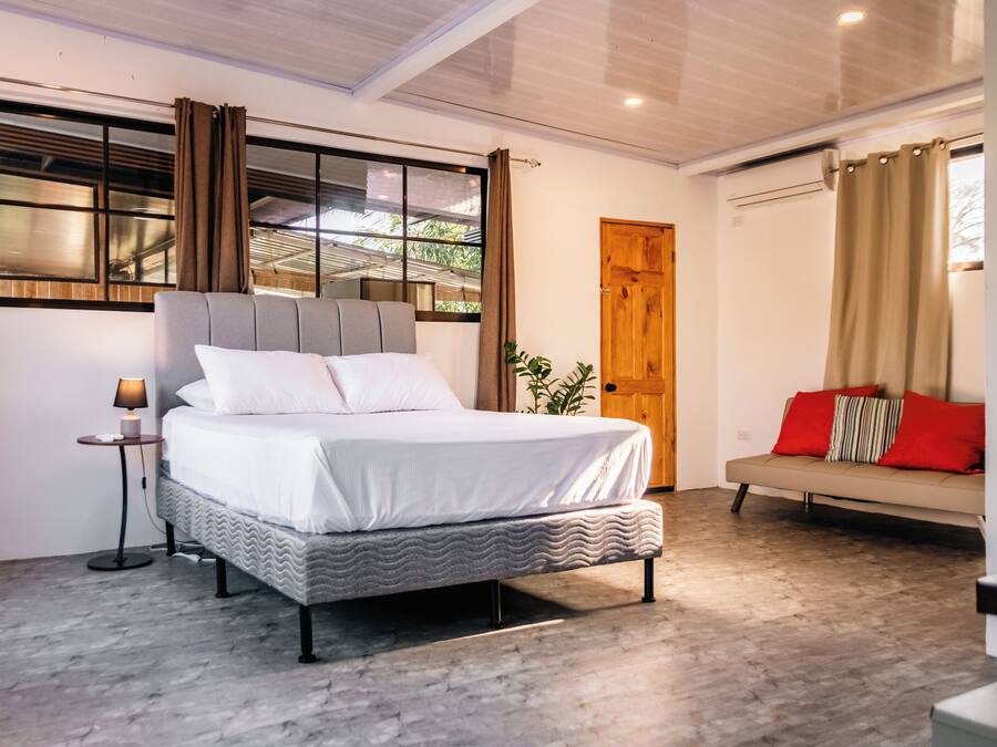 Fer et planche à repasser, lits pliants/supplémentaires gratuits