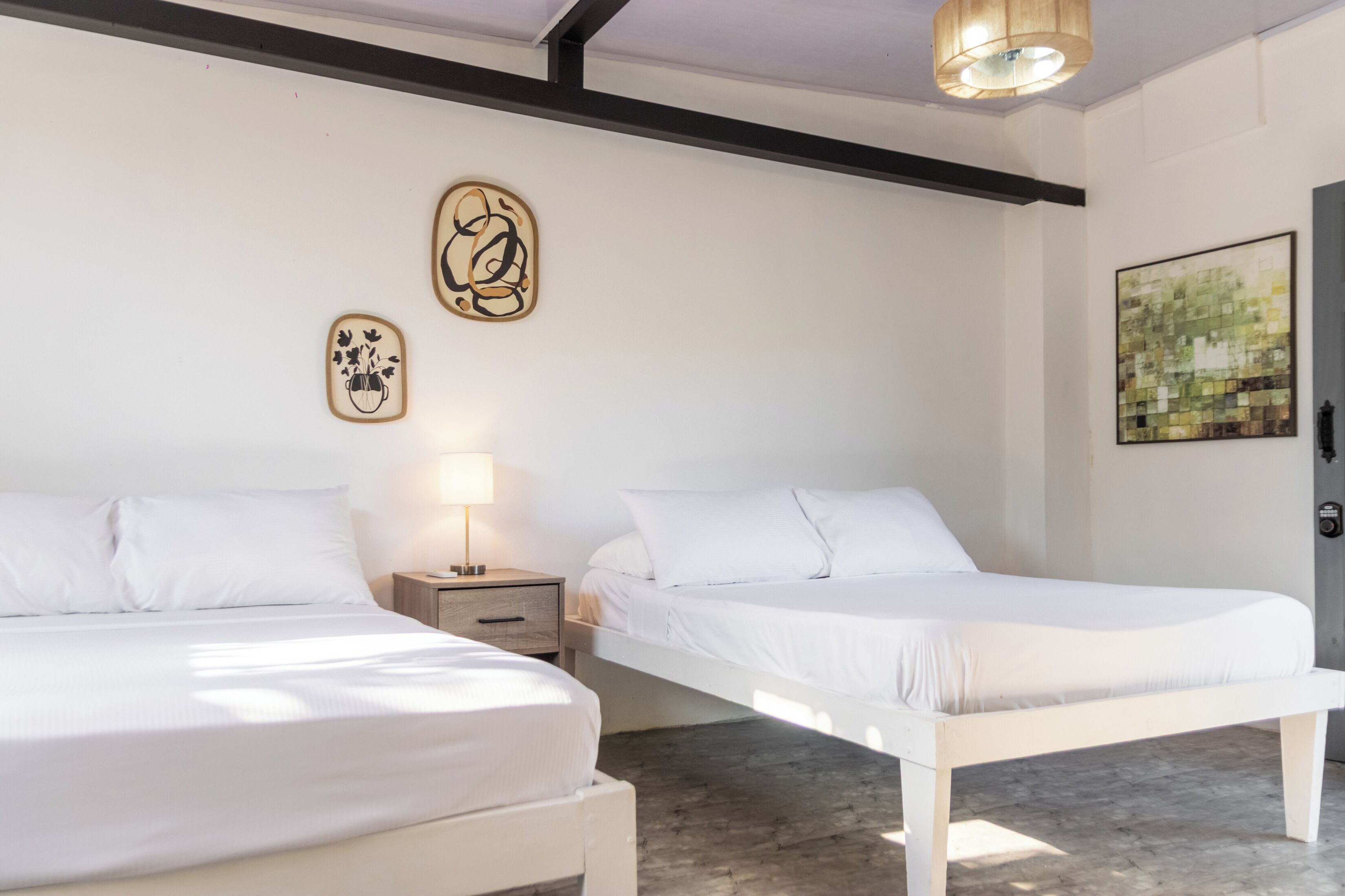 Habitación estándar | Tabla de planchar con plancha, camas extra gratis y wifi gratis 