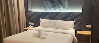 New Glow Hotel Miri