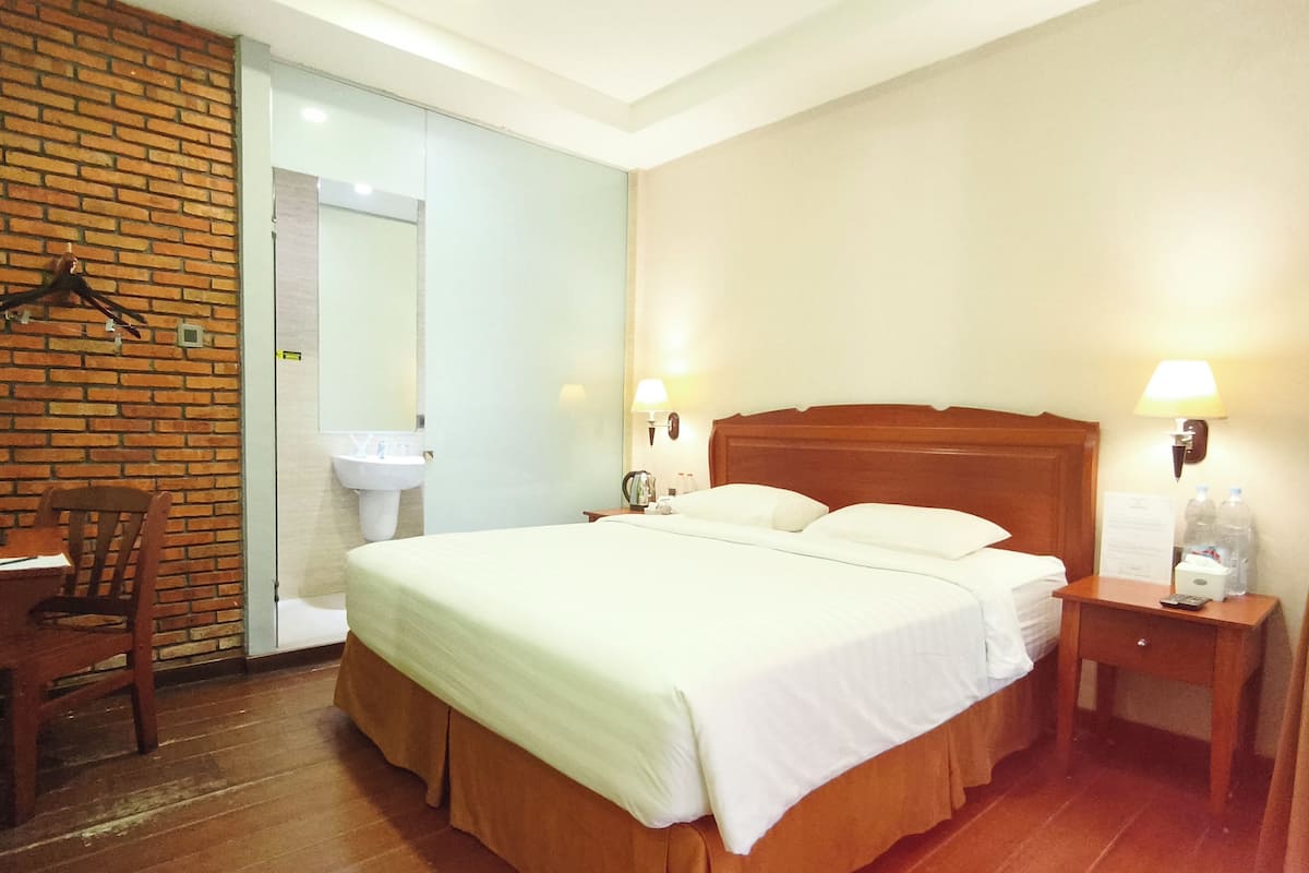 Cottage Double Bed | Bureau, accĂšs au Wi-Fi (inclus), literie fournie